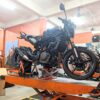 scissor jack, center jack,