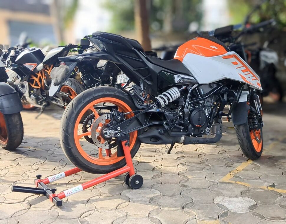 paddock stand, back stand, padock stand, Bike stand, Flyjack,flyjacks,